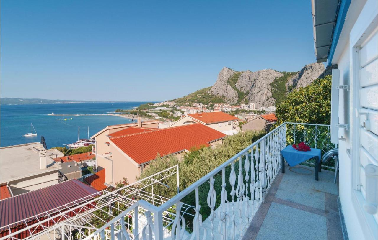Gorgeous Apartment In Omis With House Sea View 외부 사진