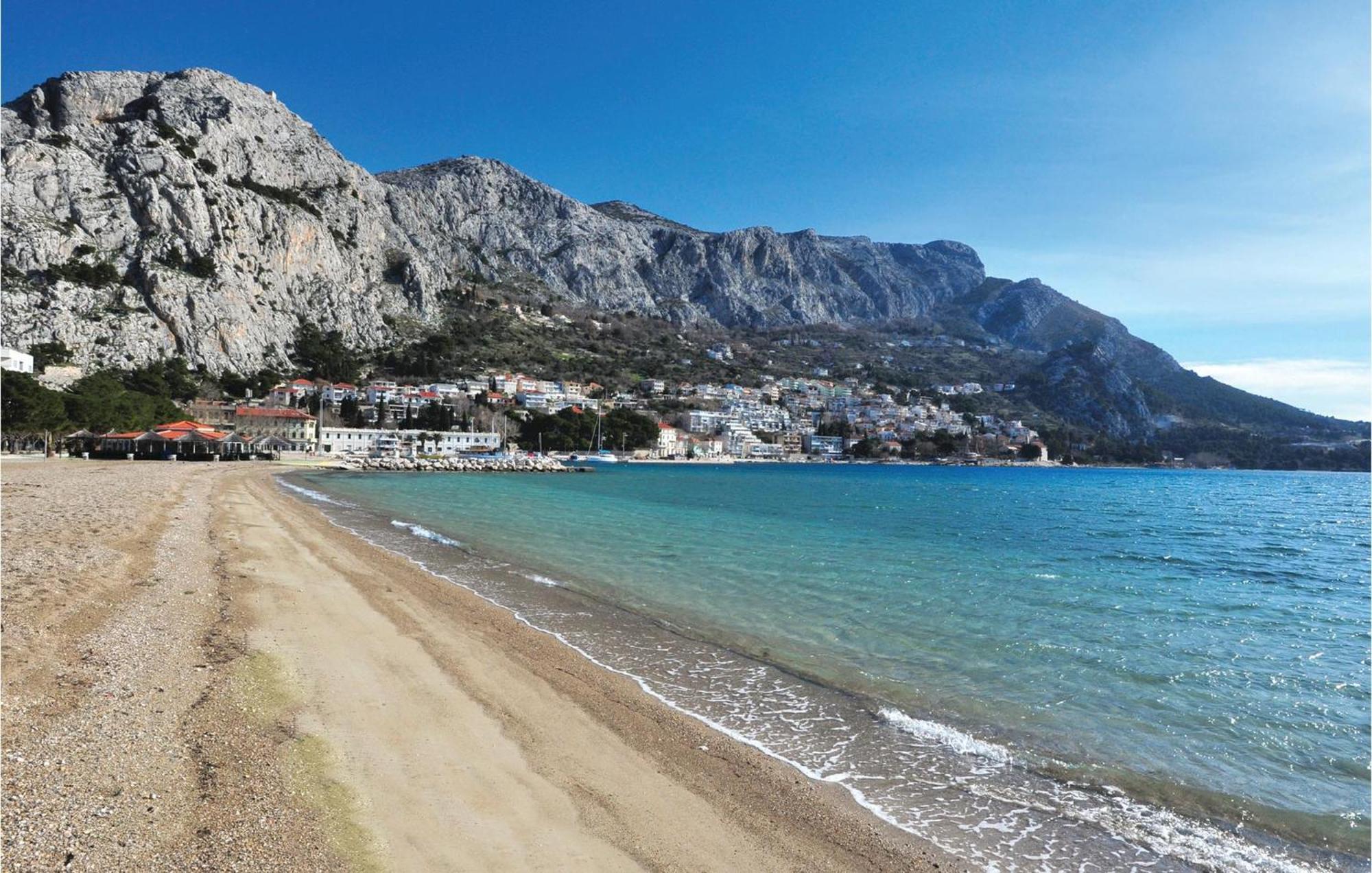 Gorgeous Apartment In Omis With House Sea View 외부 사진